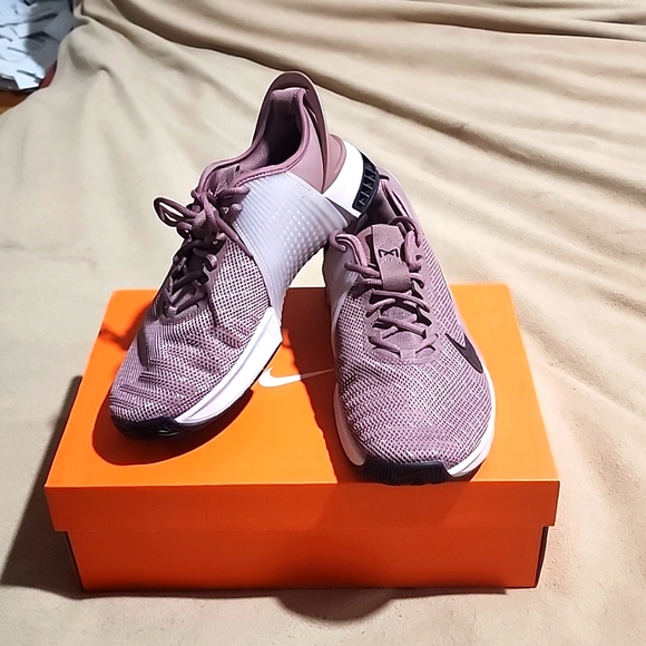 Nike Shoes - Women's Nike Metcon Shoes